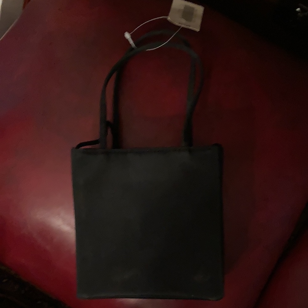 3 piece lot of vintage evening bags! 1 is NWT - the others are excellent too’ - Picture 6 of 11